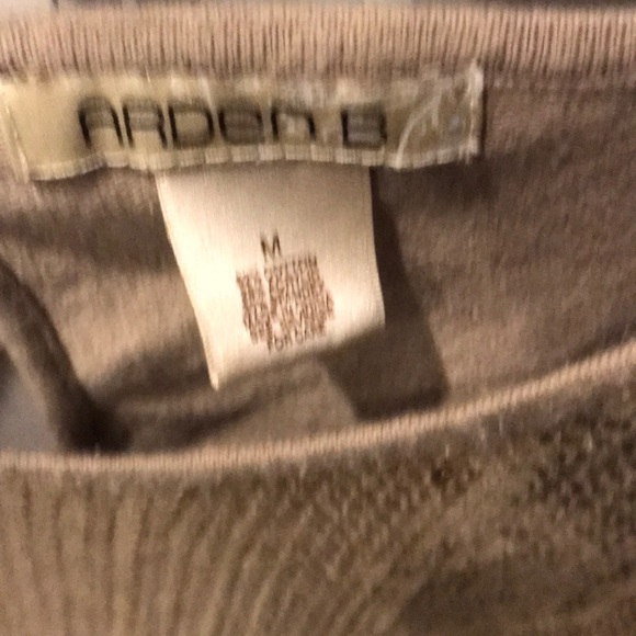 Gold Sequins sweater - Picture 2 of 3